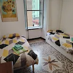 Castles's House Apartamento Génova